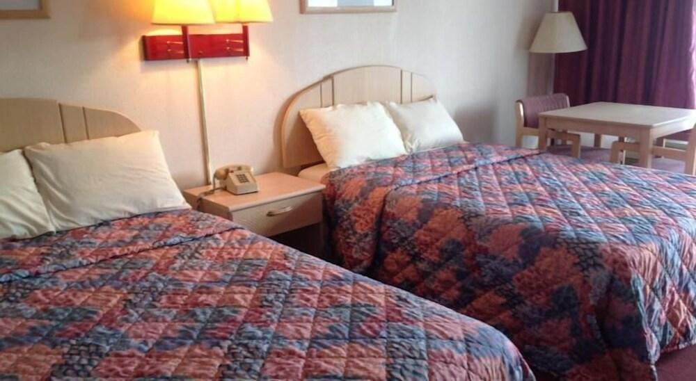 Travelodge By Wyndham ลัมเบอร์ตัน ภายนอก รูปภาพ
